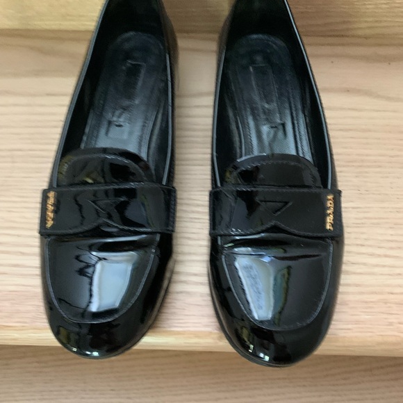 Prada loafers - Picture 1 of 5